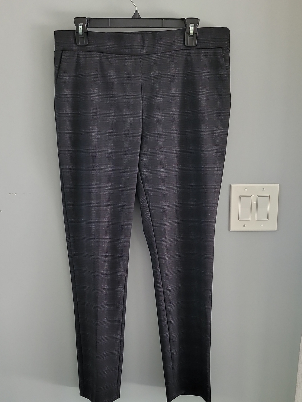 Jules & Leopold Black Plaid Straight Leg Ponte Pants